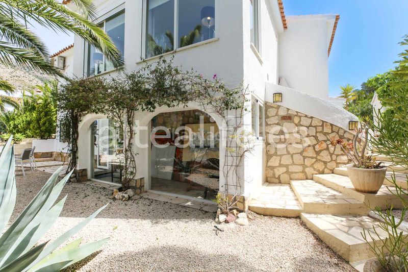 Foto 63d5cbf5-0731-4cdf-b79e-318630bfd63b. Xalet a carrer bassa 10 a Altea la vella Altea