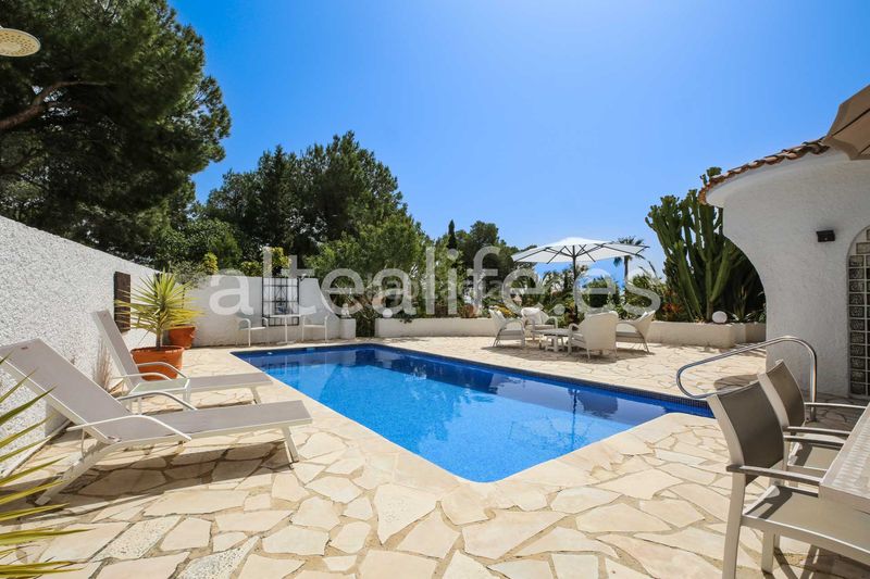 Foto 6859156d-c133-4b9a-a9fb-e04dd2f662a7. Xalet a carrer bassa 10 a Altea la vella Altea