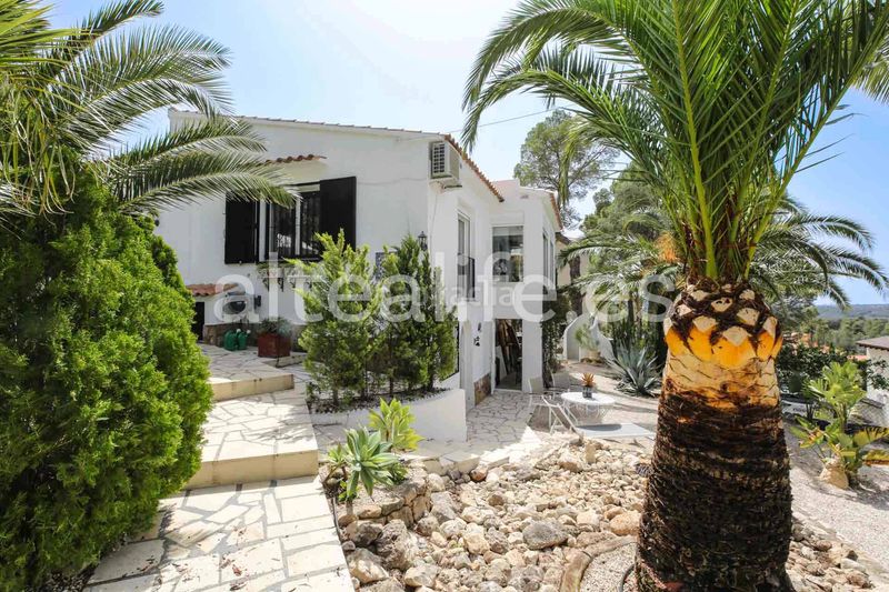 Foto 975b88a1-4000-4792-b936-3cba94169dcc. Xalet a carrer bassa 10 a Altea la vella Altea