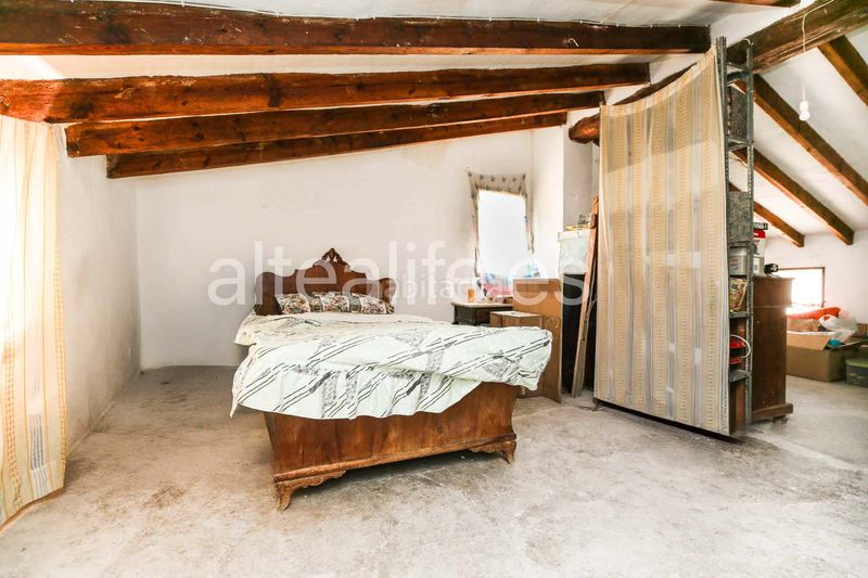 Foto 467f3367-e679-4ae2-a7d3-7027c81e94bc. Casa adossada amb xemeneia aparcament a Casco urbano Polop