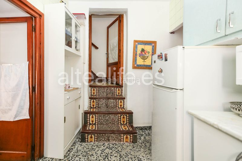 Foto 54bd4e02-4958-4b78-8e18-72b4faffe2b3. Casa adossada amb xemeneia aparcament a Casco urbano Polop