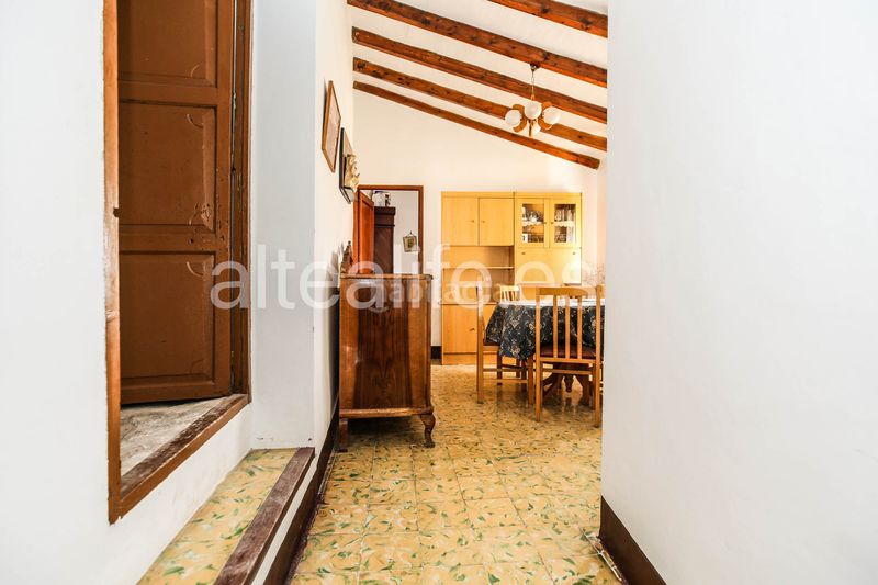 Foto fff837b5-37e2-4454-9b7b-01b0ce3224da. Casa adossada amb xemeneia aparcament a Casco urbano Polop