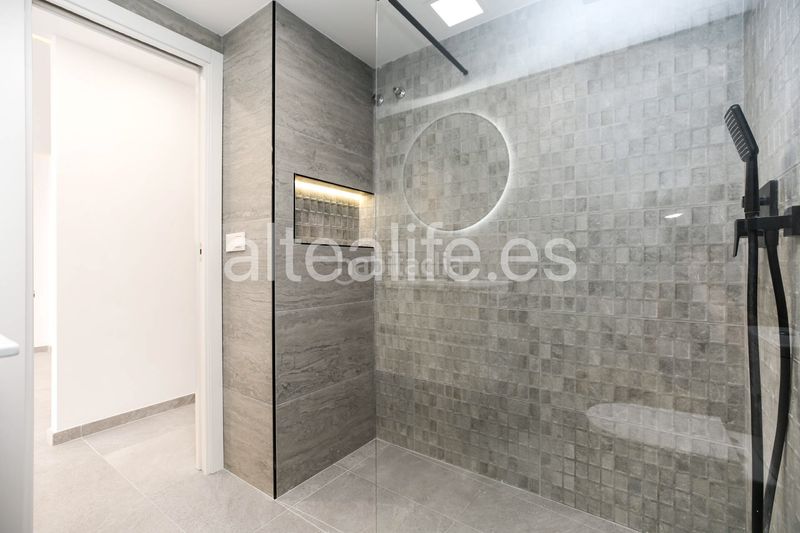 Foto 069f9248-4292-4899-b096-cdecd0dbb66e. Apartament amb aparcament a Altea ciudad Altea