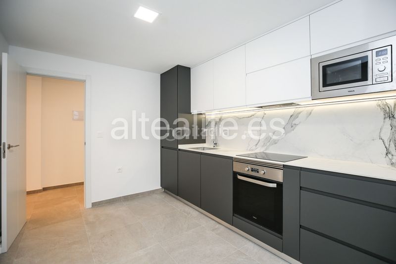 Foto 353a5f11-1eea-477e-932f-1e685290f2e7. Apartament amb aparcament a Altea ciudad Altea
