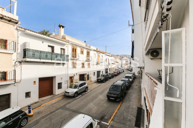 Foto e961565f-ea04-46e7-80dd-a39f3eb20d94. Apartament amb aparcament a Altea ciudad Altea