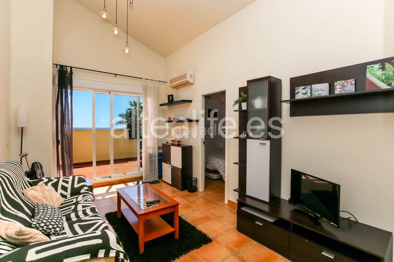 Foto 6944d6a0-dc29-47f5-beae-4f0b5d93a55c. Apartament amb aparcament piscina a Mascarat Altea
