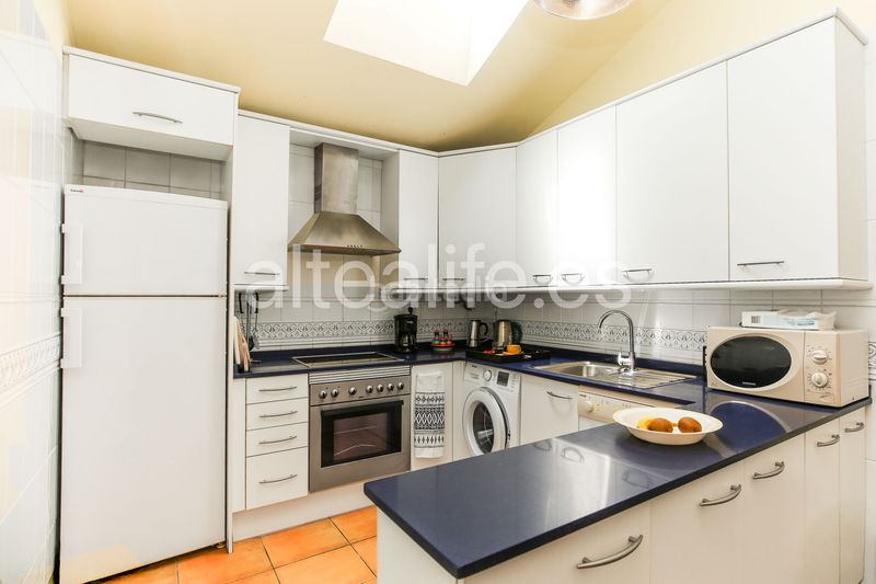Foto 6d37db58-4ef7-4fa8-a4e9-72600fab7ec4. Apartament amb aparcament piscina a Mascarat Altea