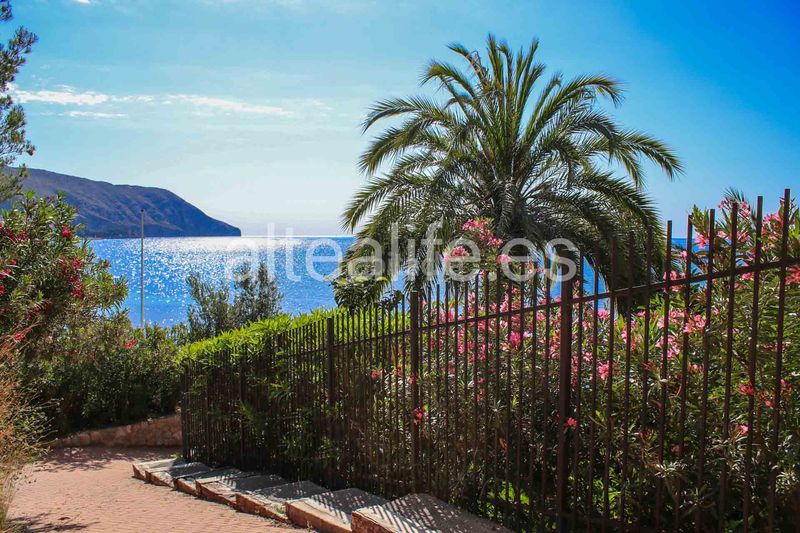 Foto d4052ade-2996-4a61-a091-752272e9b451. Apartament amb aparcament piscina a Mascarat Altea
