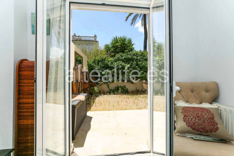 Foto 2a0c6c2a-604d-4b66-b24f-175fb8c726d2. Apartament amb calefacció aparcament piscina a Altea ciudad Altea