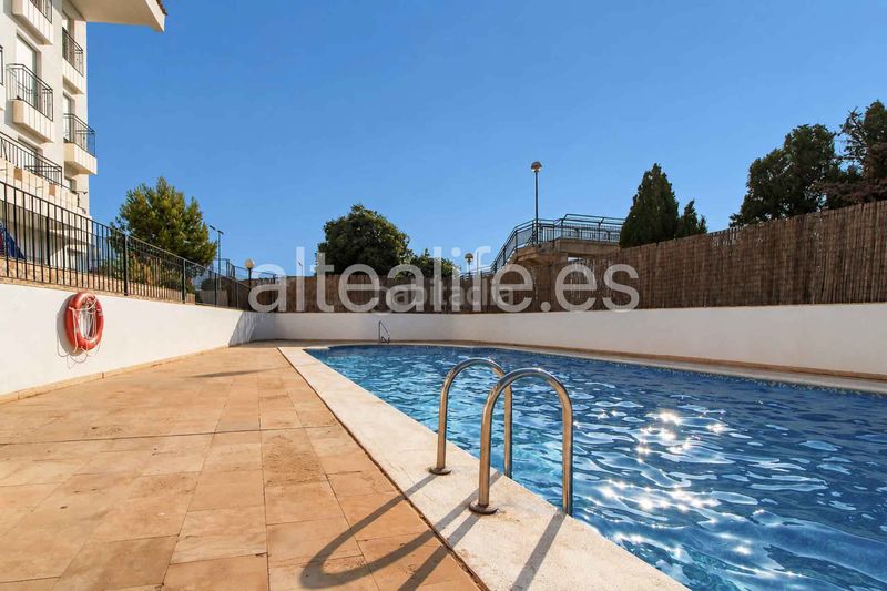 Foto 755432fe-2cd6-4b25-959e-ac211f79440b. Apartament amb calefacció aparcament piscina a Altea ciudad Altea
