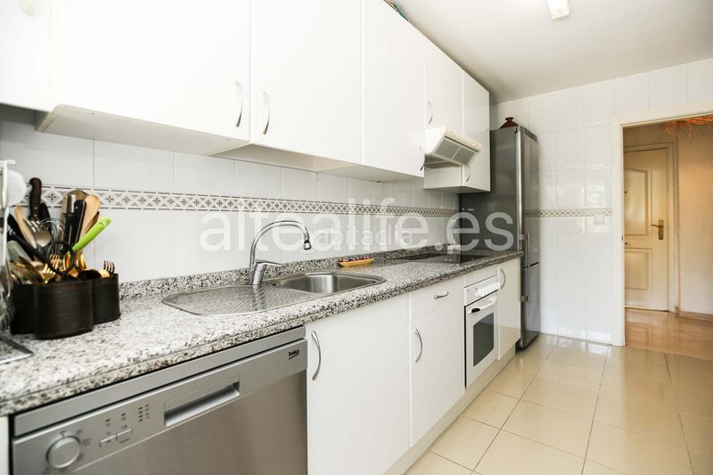 Foto 83d23ae1-5737-4c8e-aec5-4535ca8fc818. Apartament amb calefacció aparcament piscina a Altea ciudad Altea