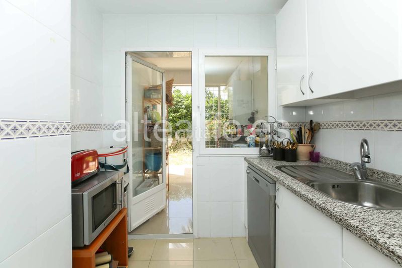 Foto fe0f4084-02c8-4c9b-946e-6a84fab565f8. Apartament amb calefacció aparcament piscina a Altea ciudad Altea