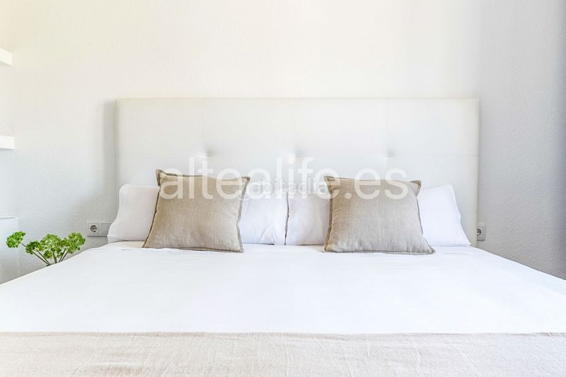 Foto c2c34220-2f86-408b-8974-0125b7f1af4e. Apartament amb xemeneia aparcament piscina a L´Olla Altea