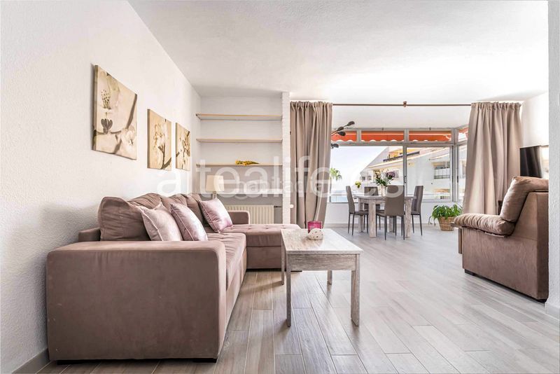 Foto d9fcac00-806a-4b23-ab71-a839ca95f528. Apartament amb xemeneia aparcament piscina a L´Olla Altea
