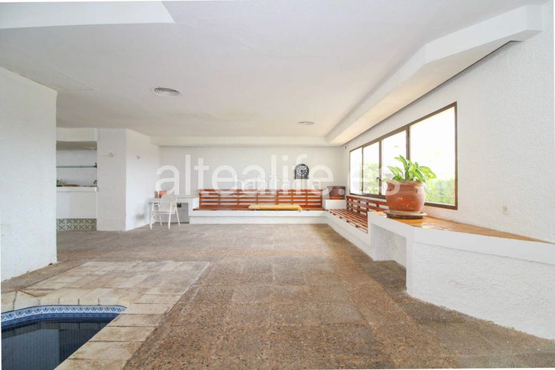 Foto f48f375c-7962-4982-879a-796bd61ebcce. Apartament amb xemeneia aparcament piscina a L´Olla Altea