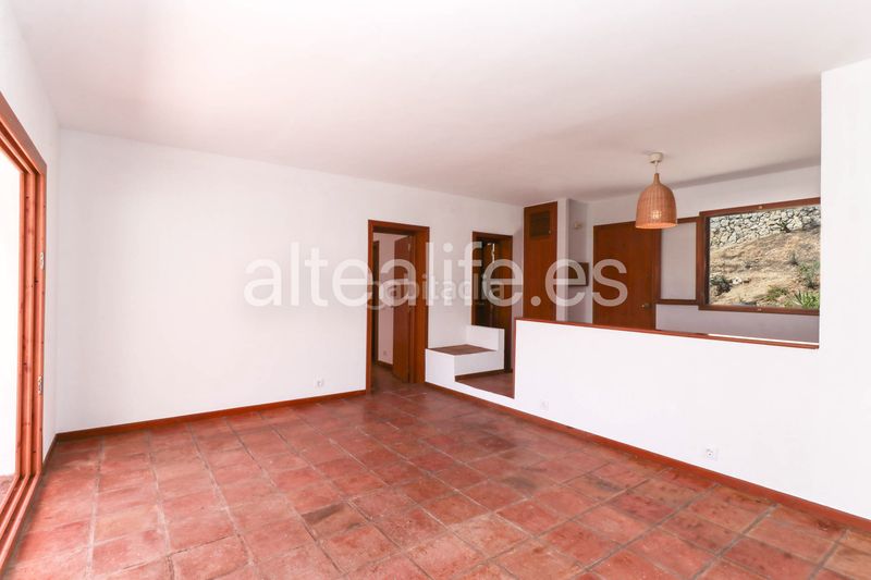 Foto 026fb92e-6a63-4aca-abf0-371a893efc40. Apartament amb xemeneia piscina a Altea la vella Altea