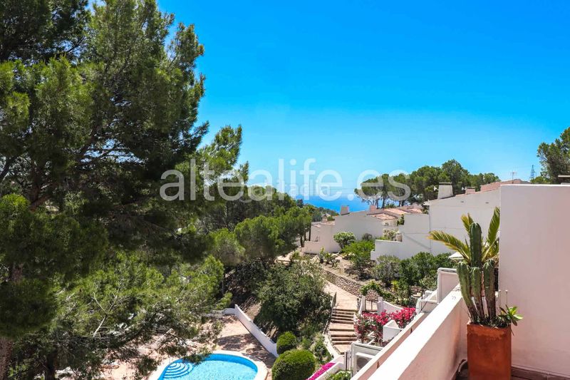 Foto 1b078c57-9f72-41e3-8011-3573dc4af7a2. Apartament amb xemeneia piscina a Altea la vella Altea