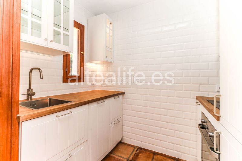 Foto 1d52d75b-377b-485f-89bc-e16b489066c4. Apartament amb xemeneia piscina a Altea la vella Altea