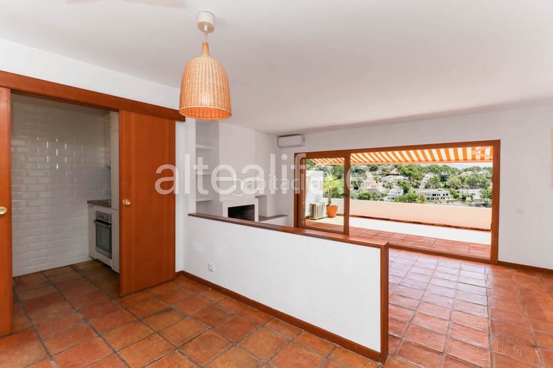Foto cb93856d-8a28-43b3-b4af-a84f2c76eaf3. Apartament amb xemeneia piscina a Altea la vella Altea
