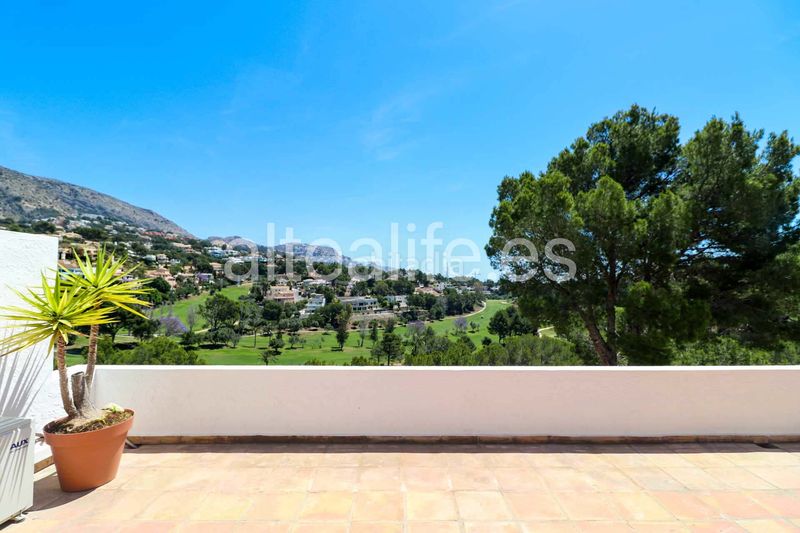 Foto da59d409-d58f-4f7c-bea5-d4a3e94a9324. Apartament amb xemeneia piscina a Altea la vella Altea