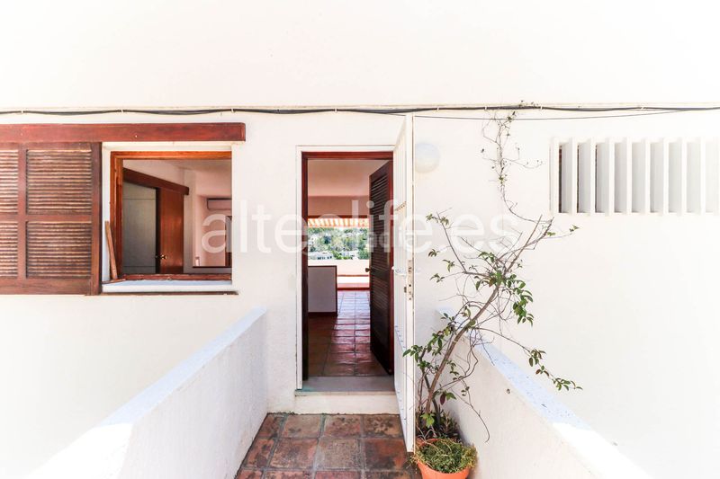 Foto faf86aca-e812-4fb6-bde9-8dfb66894998. Apartament amb xemeneia piscina a Altea la vella Altea