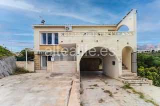Xalet  Carrer serra de benicadell. Villa con gran parcela en venta en la nucía cerca de altea y ben
