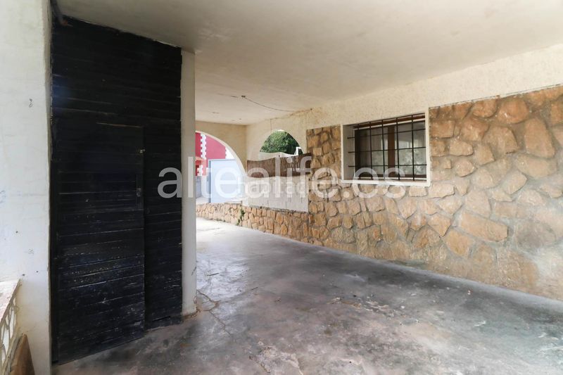 Foto 1e3ad815-d41a-42ed-8685-9fa40022d08d. Xalet amb xemeneia aparcament a Montebello - Nou Espai Nucia (la)