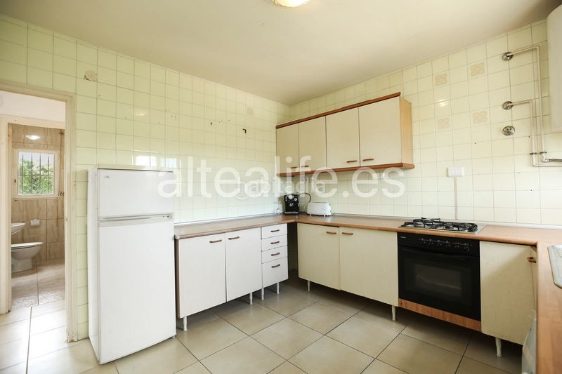 Foto 5bc62cbf-0236-4226-b921-7186f72f3ca0. Xalet amb xemeneia aparcament a Montebello - Nou Espai Nucia (la)