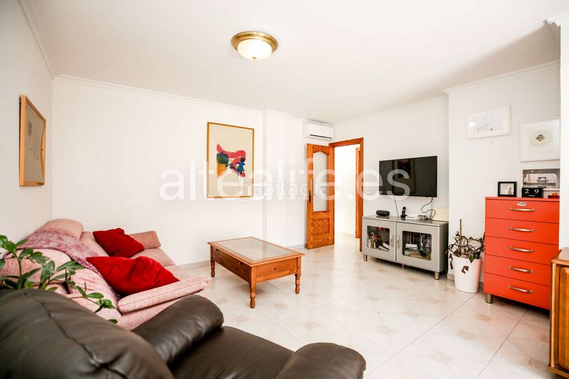 Foto 447a2ba9-e486-4e55-b37a-4f6afbf47190. Apartament a Casco urbano Polop
