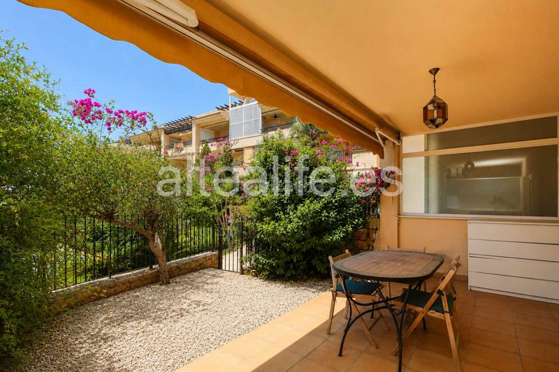 Foto 0aaced97-4564-42e5-8273-6a745873e747. Apartament amb calefacció piscina a Mascarat Altea