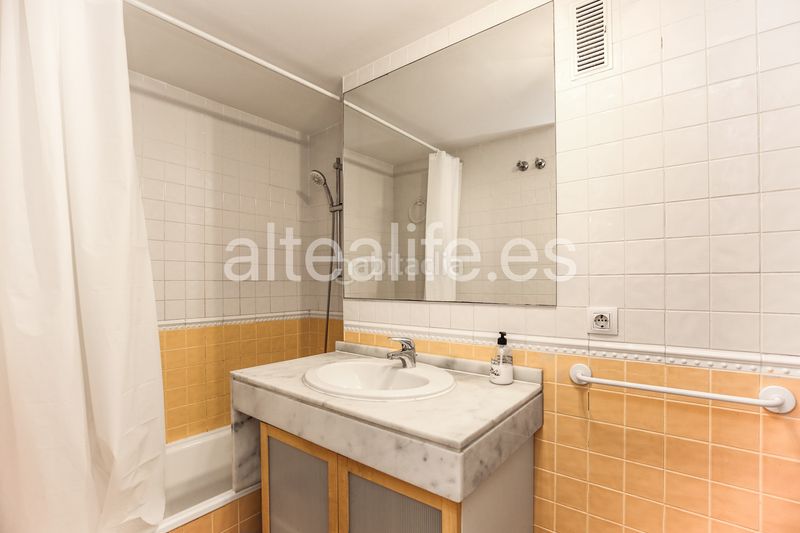 Foto 29d79455-a382-46d5-b183-511a5aedb8fa. Apartament amb calefacció piscina a Mascarat Altea
