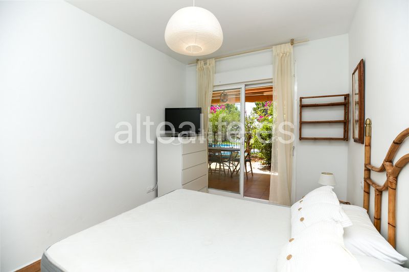 Foto 8ad1f5b0-bc35-47eb-a1f3-97306ae39886. Apartament amb calefacció piscina a Mascarat Altea