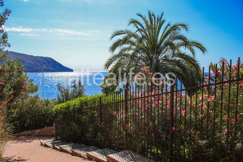 Foto b825ea75-2365-42ec-8e79-2b0d66d871e2. Apartament amb calefacció piscina a Mascarat Altea