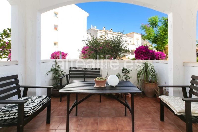 Foto 858857ba-400f-46fd-9405-0f0998dcf8cf. Casa adossada amb xemeneia aparcament piscina a Montebello - Nou Espai Nucia (la)