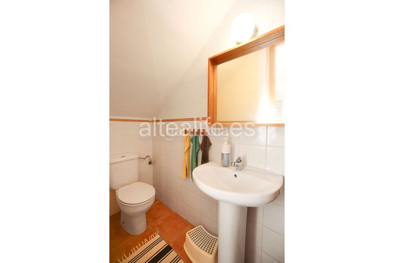 Foto ddfcf9ea-24e9-4342-b9a4-d80da874716a. Casa adossada amb xemeneia aparcament piscina a Montebello - Nou Espai Nucia (la)