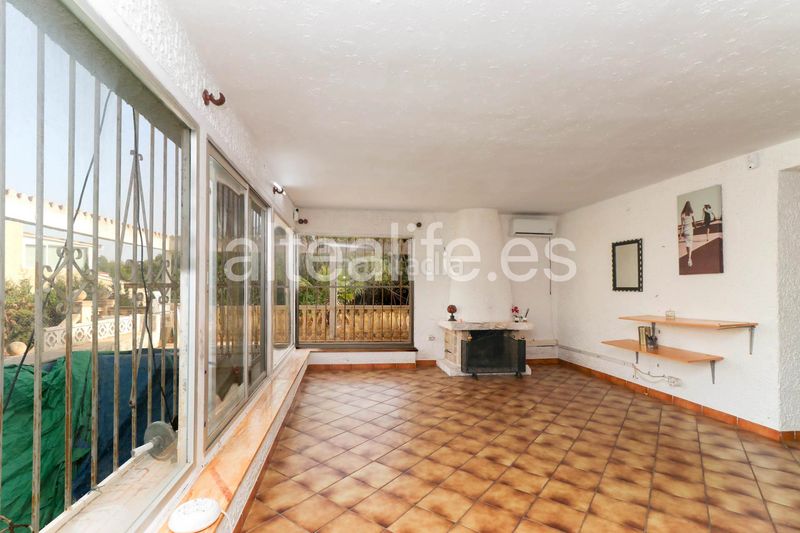 Foto d399a6af-2b36-4bdd-a206-0c676291dab7. Xalet amb xemeneia aparcament piscina a Barranco Hondo Nucia (la)
