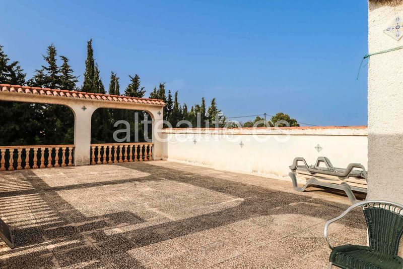 Foto de6797c1-71de-4073-b1f2-c4c93b3e2805. Xalet amb xemeneia aparcament piscina a Barranco Hondo Nucia (la)
