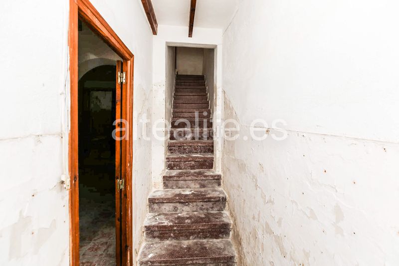 Foto b8c4ccf7-72c7-4883-b7c0-cd87e6435971. Casa adossada amb xemeneia a Altea ciudad Altea
