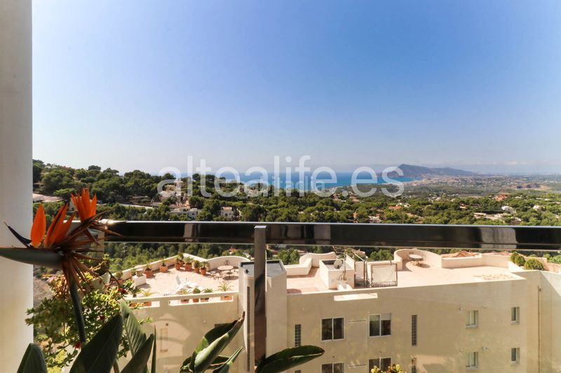 Foto 186318ac-5dc9-459f-9e34-5076ece0d11e. Apartament amb aparcament a Altea la vella Altea
