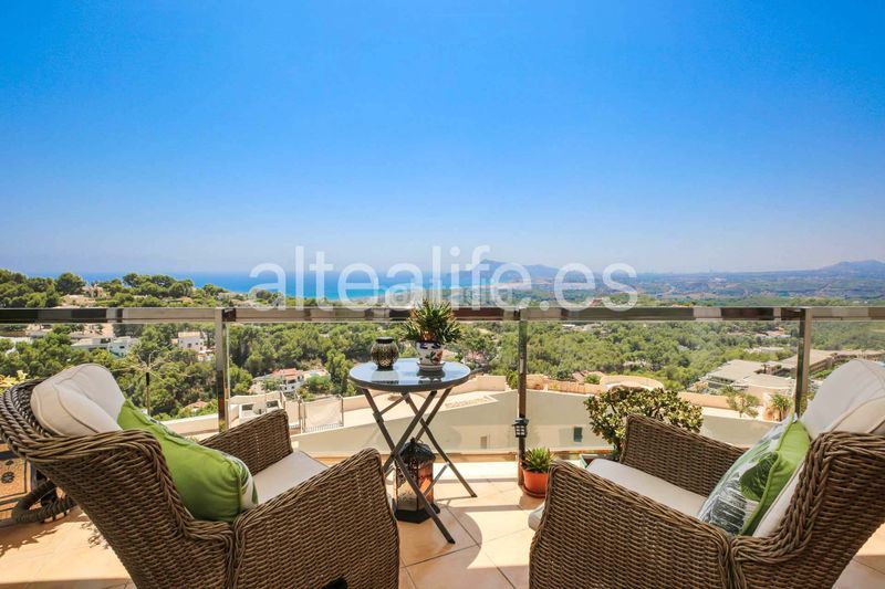Foto 23c14d52-8483-48f1-9397-44f3cd5f7aaf. Apartament amb aparcament a Altea la vella Altea