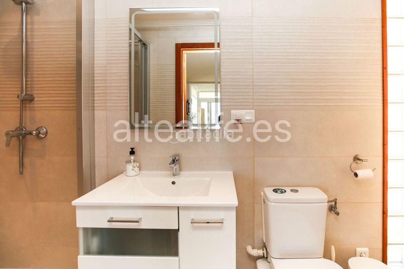 Foto 479f9aff-3cfa-4ddb-9cbe-1bc263013ee7. Apartament amb aparcament a Altea la vella Altea