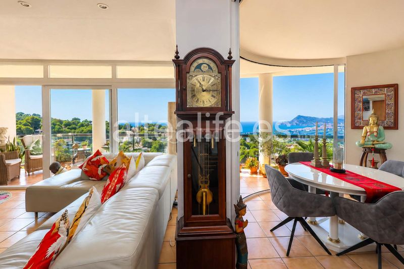 Foto a9e35844-4dbf-4707-a1f9-b8f6671e0dca. Apartament amb aparcament a Altea la vella Altea