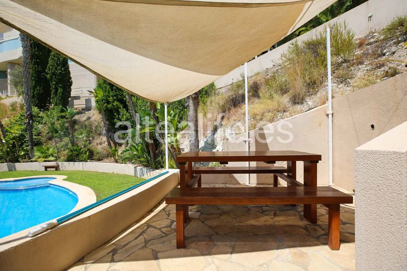 Foto bb51d9c4-6338-4eb6-889c-c493a3ab65e8. Apartament amb aparcament a Altea la vella Altea