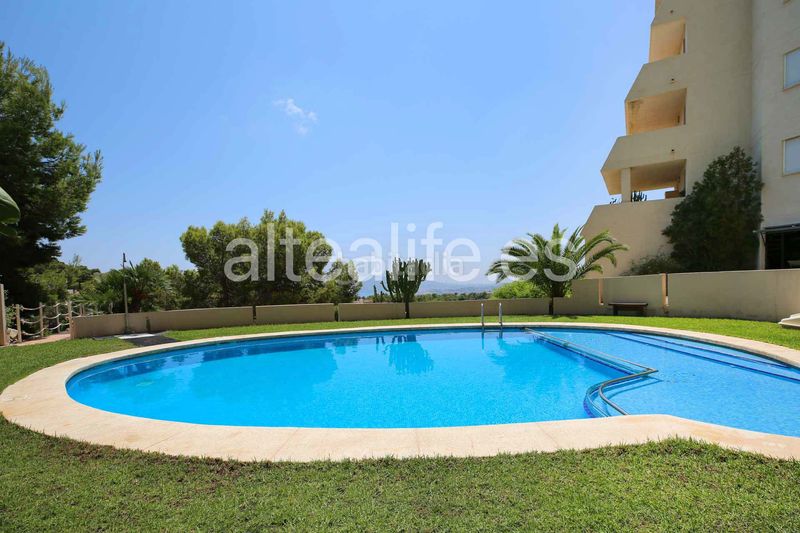 Foto d2d8aa4c-4b4b-4c83-a9b4-8bf8d81d99b3. Apartament amb aparcament a Altea la vella Altea