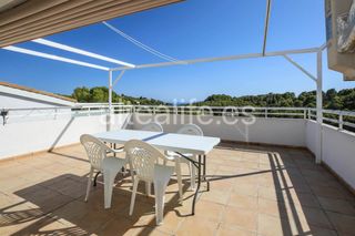 Rent Apartment  Calle eriso 1. Apartamento en alquiler de corta estancia con terraza y vistas e