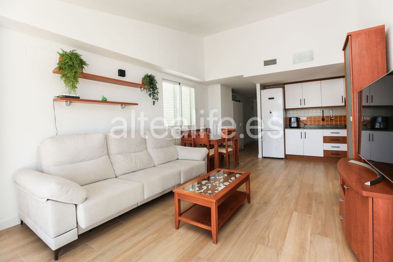 Foto a057801c-57f0-4a81-8348-782aeefe19c9. Alquiler apartamento en calle eriso 1 apartamento en alquiler de corta estancia con terraza y vistas en sierra en Altea