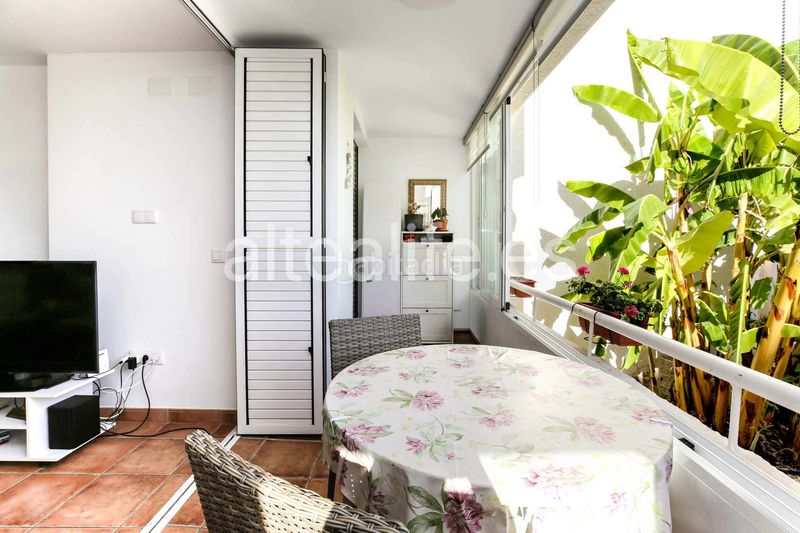 Foto 454775f3-75d4-4c68-aa21-6fbf90ca26e9. Alquiler apartamento en cap-negret 5 apartamento bajo en primera linea de playa en la zona de cap negret en Altea
