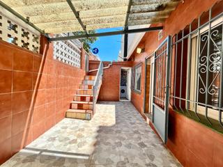 Apartament  Carrer de lutgardo lópez. Oportunidad de adquirir este magnífico bajo en el centro de rose