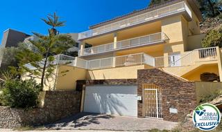 Xalet a Carrer mirón 51. Magnifico xalet con vistas al mar, 253 m2 construidos, 608 m2 de