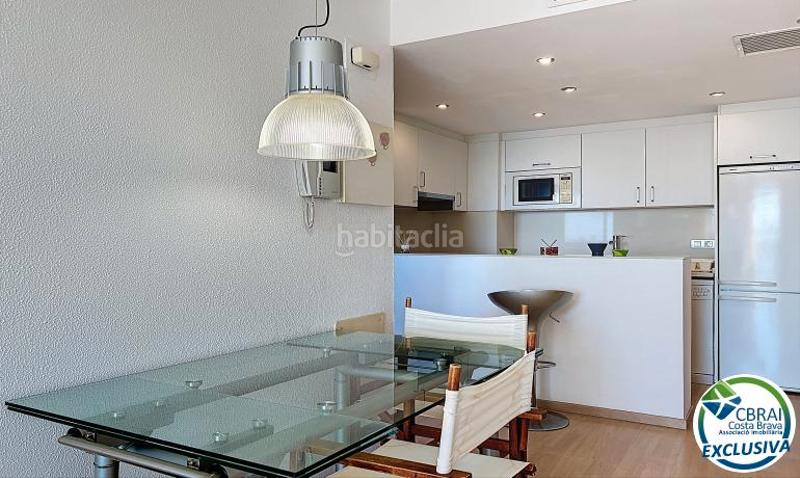 Foto 664335dc-ac82-427d-9785-9e1fb5549763. Apartamento en avinguda pastor 1 en venta - , costa brava – magnífico apartamento de 1 dormitorio con vistas al mar y al canal en Roses